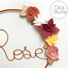 Charger l&#39;image dans la galerie, Couronne Prénom Fleurie XL  à personnaliser