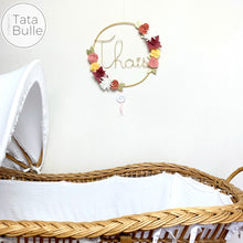 Charger l&#39;image dans la galerie, Couronne Prénom Fleurie à personnaliser