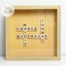 Charger l&#39;image dans la galerie, Cadre Scrabble Famille - Bois Clair