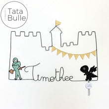 Charger l&#39;image dans la galerie, Mobile Prénom Château Fort à personnaliser